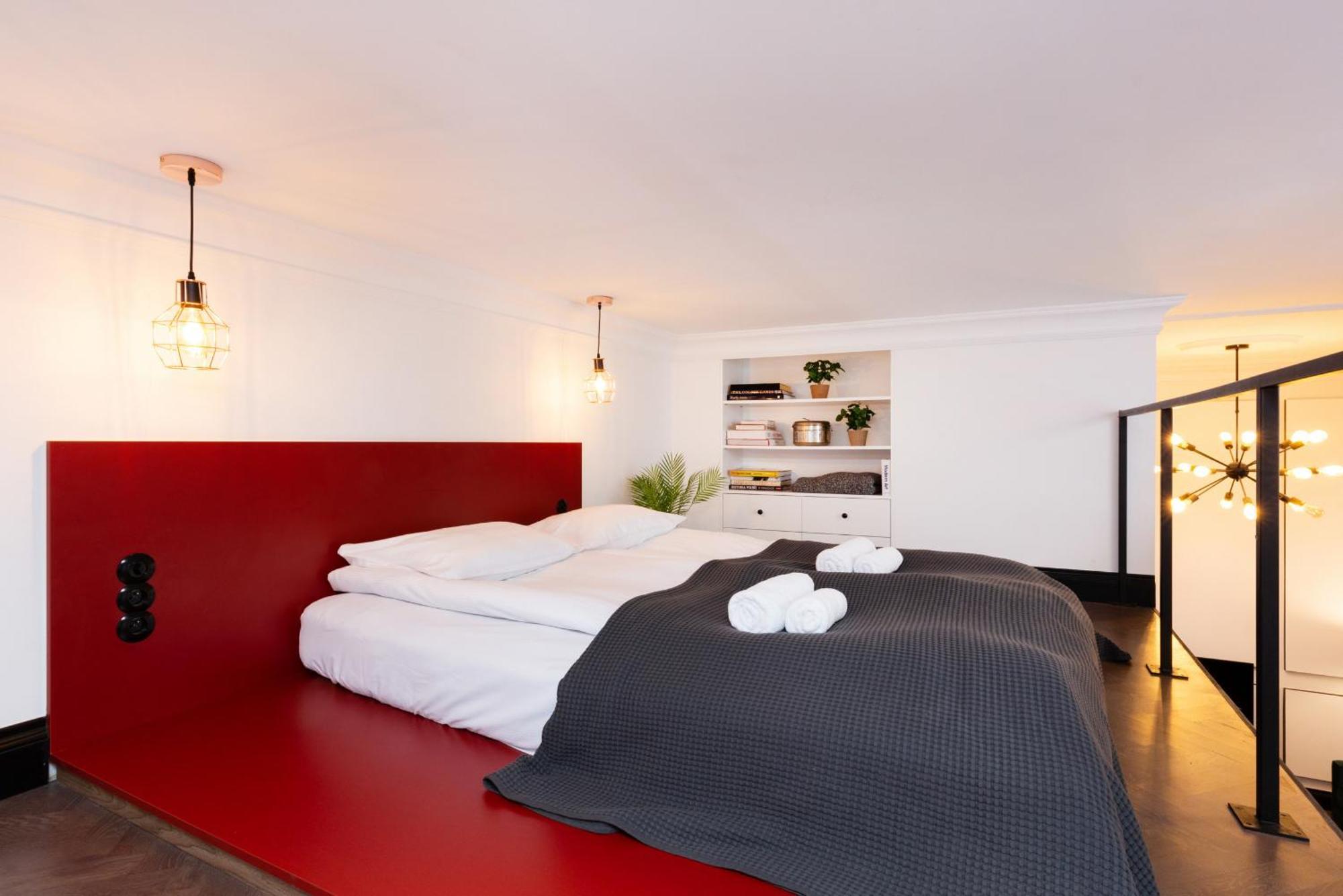 Exclusive Center By Renters *